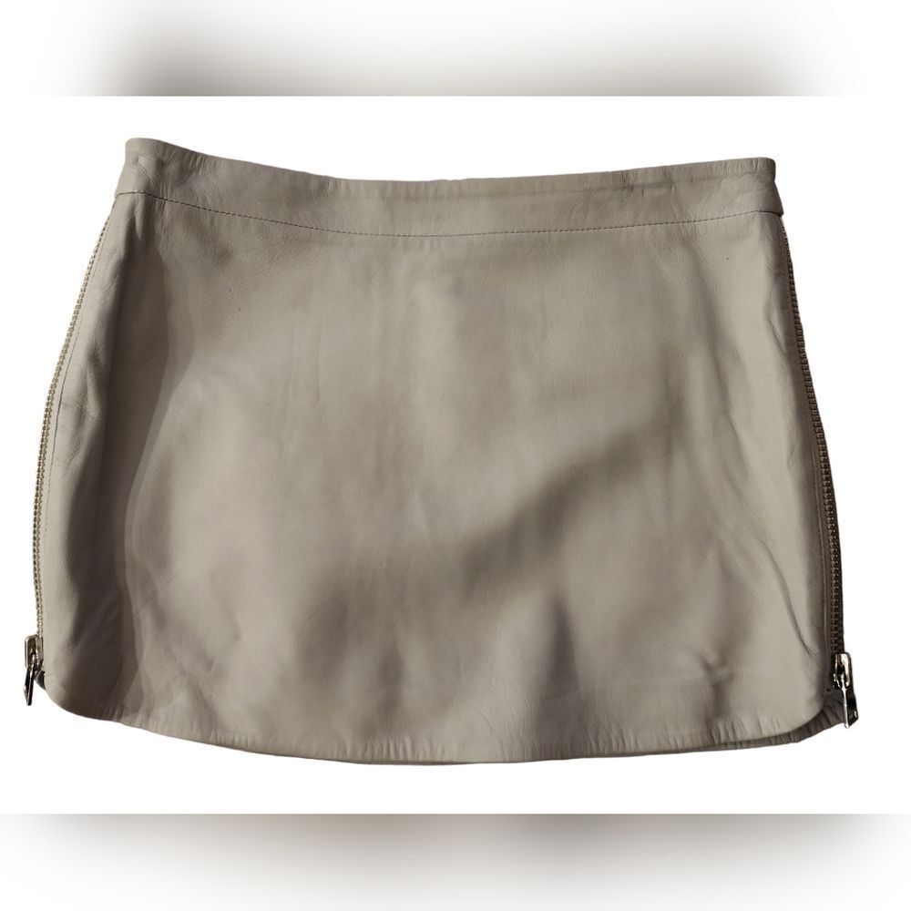 INTERMIX Baseball Hem 100% Leather Mini Skirt sz S.   (514)